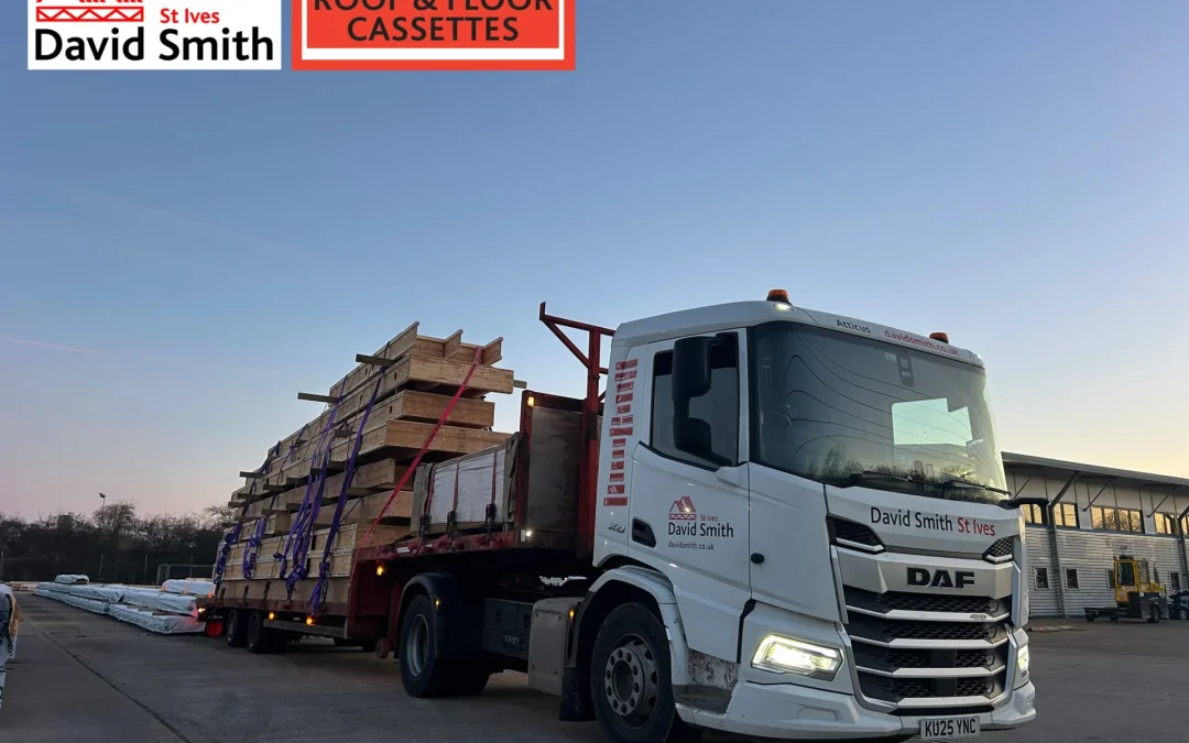 A David Smith St Ives lorry with Roof & Floor Cassettes loaded on it.
